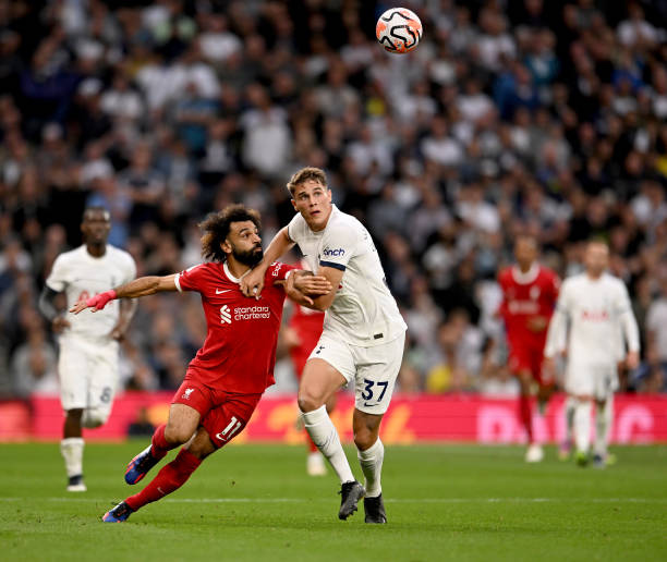 次洞穿對方 次洞穿對方